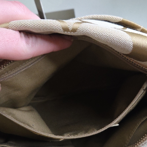 Coach Beige And White Crossbody - Picture 9 of 11